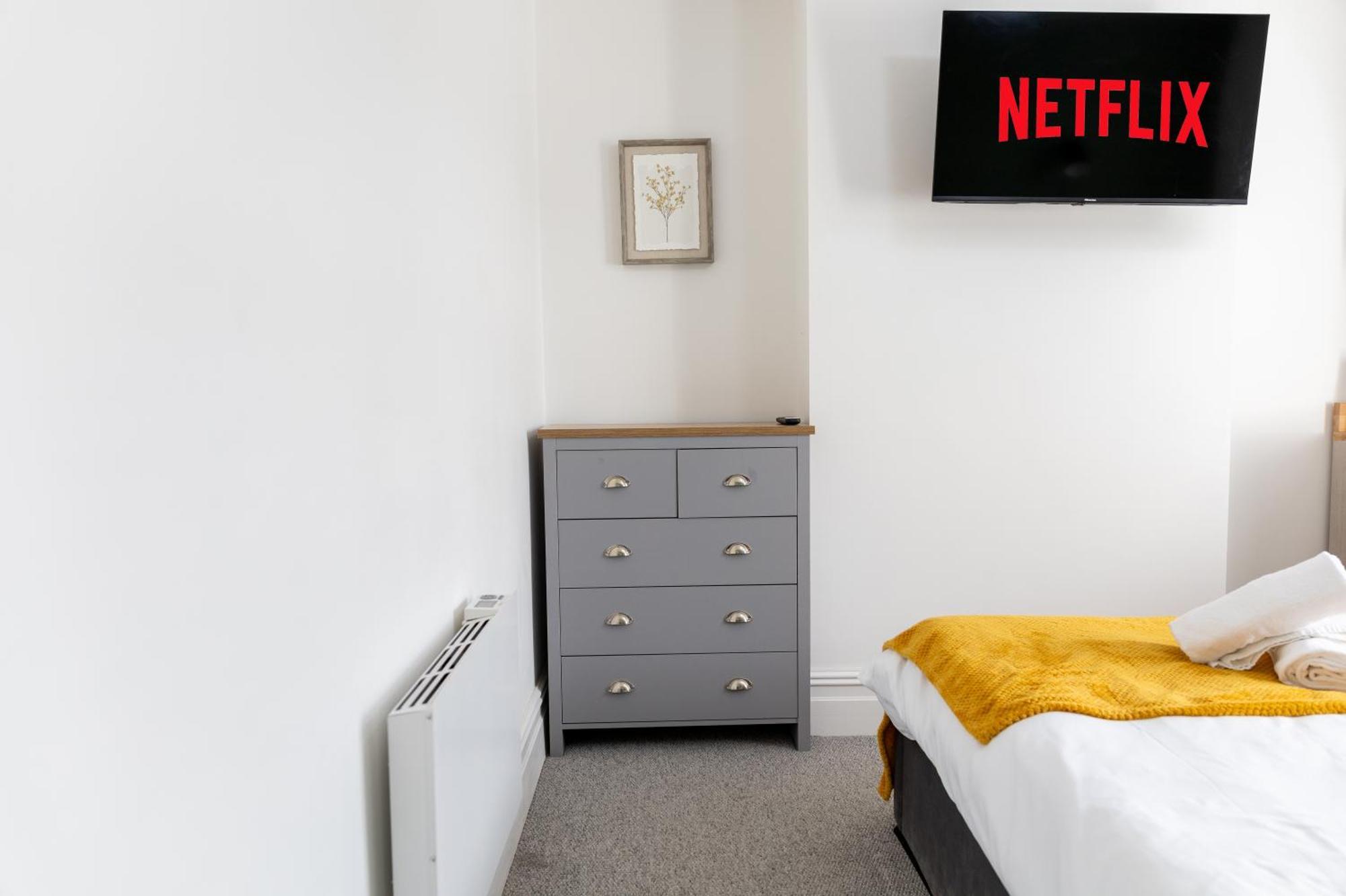 Bay City Studio Apartments Cardiff Eksteriør bilde
