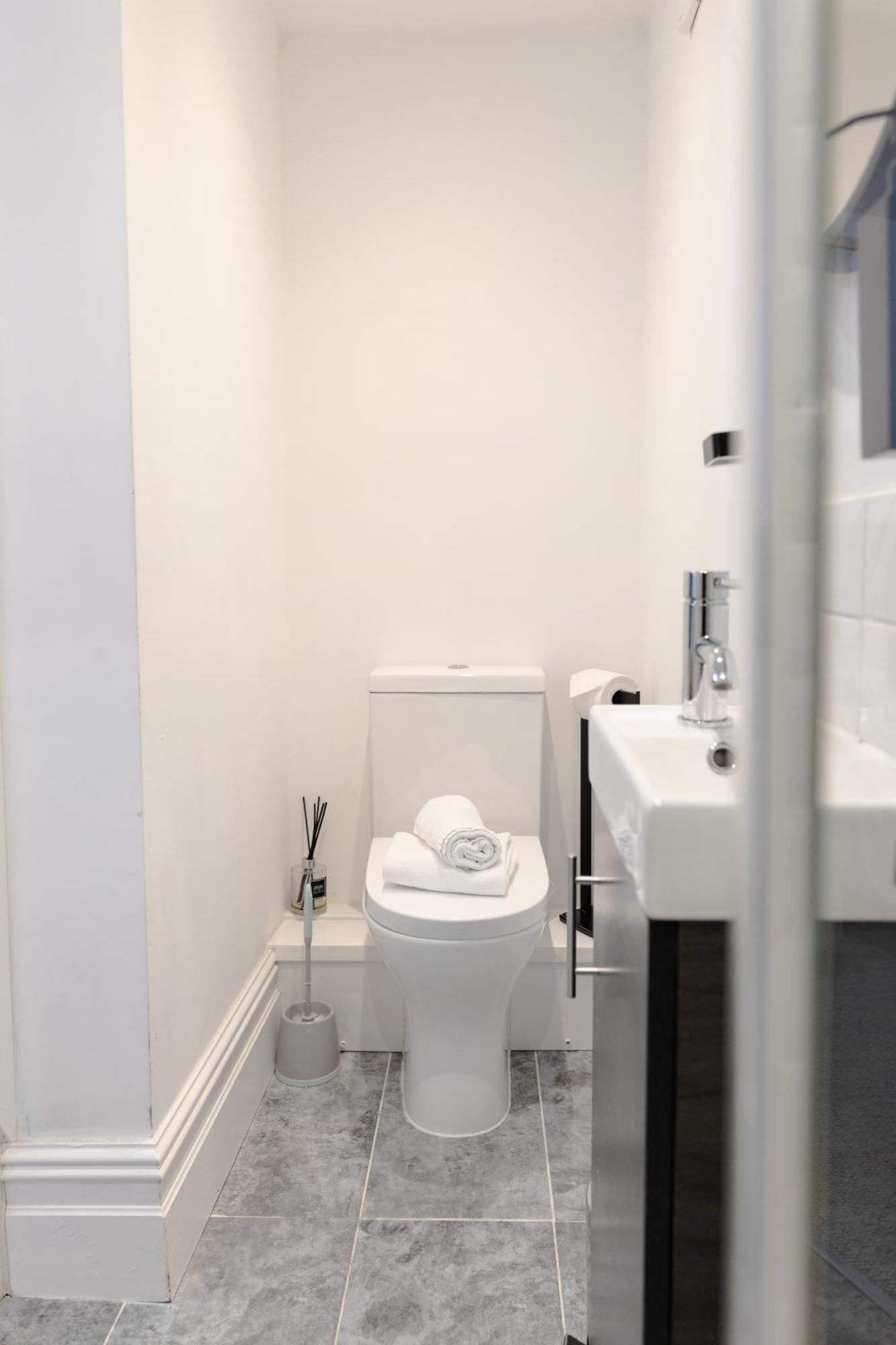Bay City Studio Apartments Cardiff Eksteriør bilde
